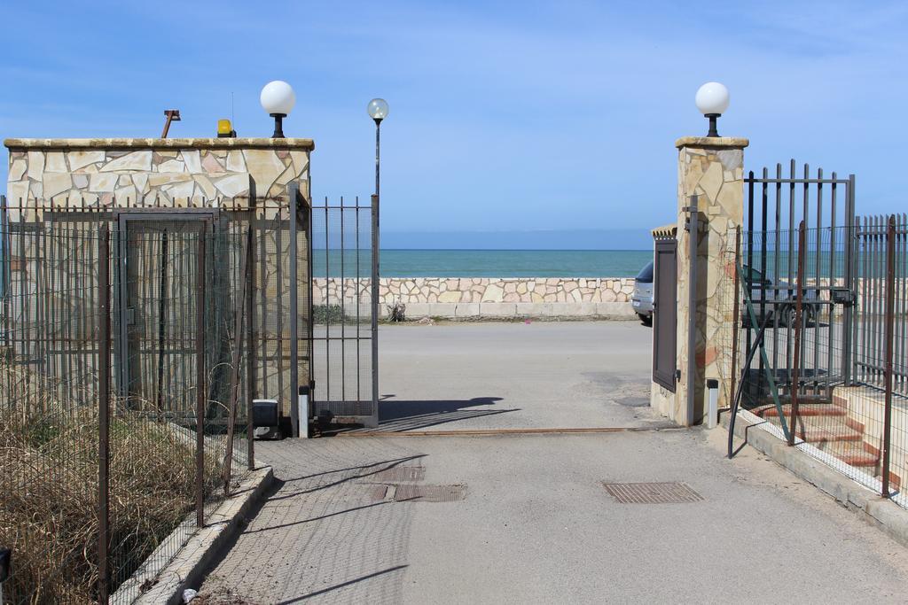 Casa Vacanze Roccella Beach Кампофеліче-ді-Роччелла Екстер'єр фото