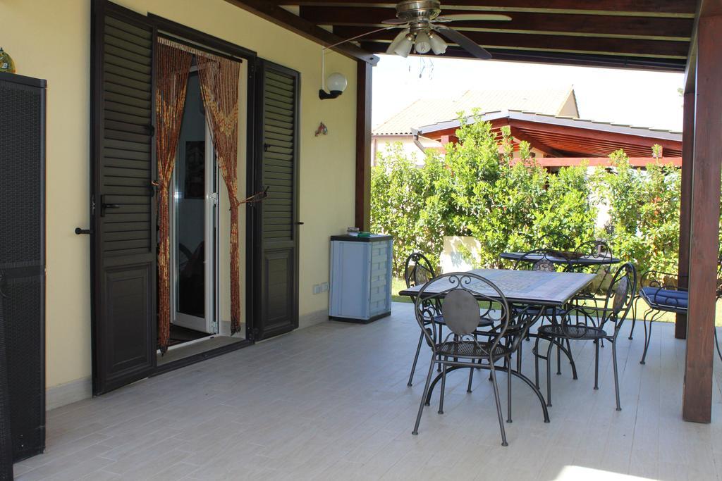 Casa Vacanze Roccella Beach Кампофеліче-ді-Роччелла Екстер'єр фото